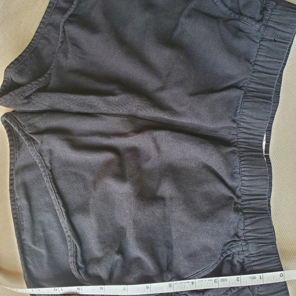 Madewell black size s pull on shorts - Picture 3 of 4